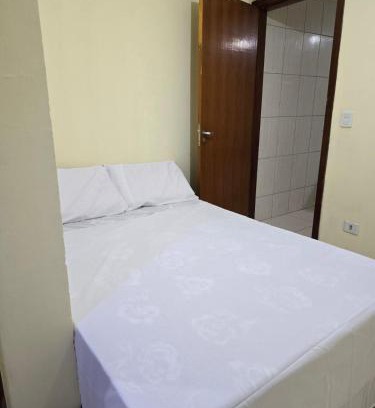 Maringa Apartamento | Edificio Hayannes - 1 Quarto - 1 Cozinha - 1 Banheiro - Garagem Coberta - Taxa Para Hospede Com Pets