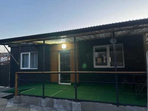 Livezeni Apartamento | Edina Tini-House