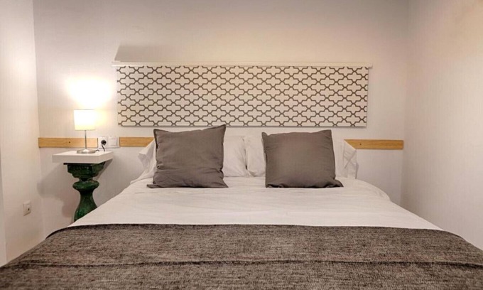 Úbeda Apartamento | Intimate retreat with Andalusian essence 4