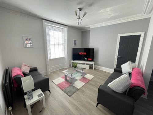 Tynemouth Casa | Edith Haven Tynemouth Fabulous Coastal Holiday Home with Free OnStreet Parking