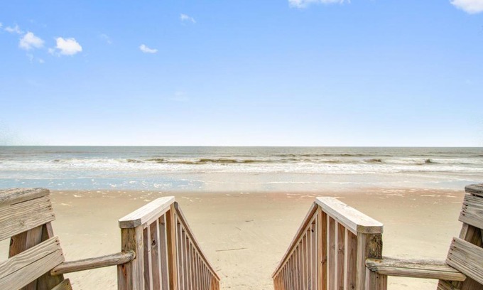 Folly Beach Casa | Editor's View
