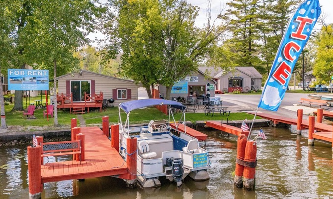 Fremont Cabina | Ed’s Cabin on the Wolf River