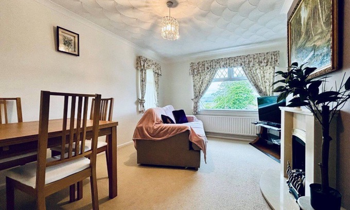 Nailsea Apartamento | EEJs Cozy 2-Bedroom Apartment in Nailsea