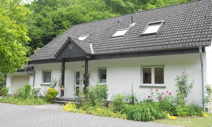 Cochem Apartamento | EEN MOOI APARTMENT OP CONVERTIBLE CENTRUM COCHEM