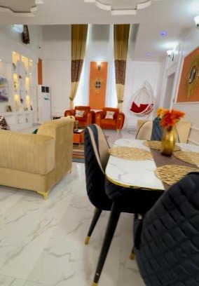 Ajah Apartamento | Effixzzy villa
