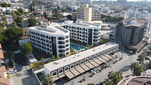 Kadnlar Denizi Mahallesi Hotel | Ege Birlik Seasight Suites