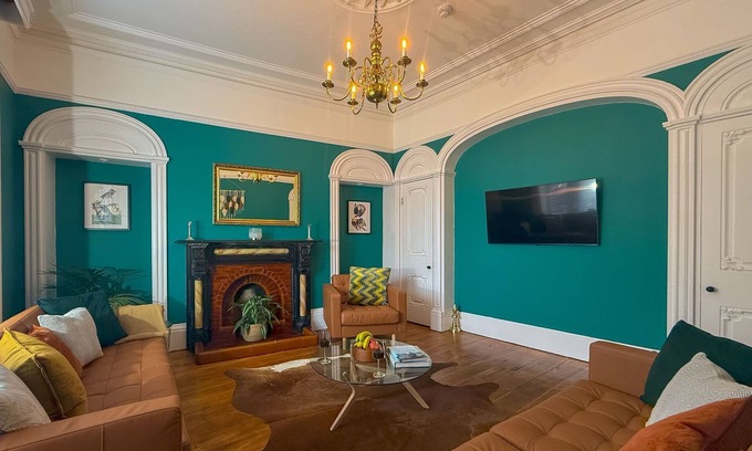 Penrith Casa | Egerton House Penrith - a cottage that sleeps 8 guests in 4 bedrooms