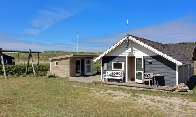 Trans Casa | "Egidia" - 50m from the sea by Interhome