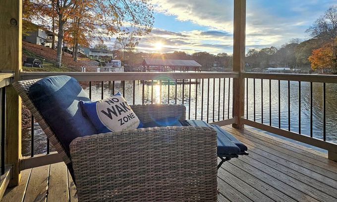 Sherrills Ford Casa | Egret Escape