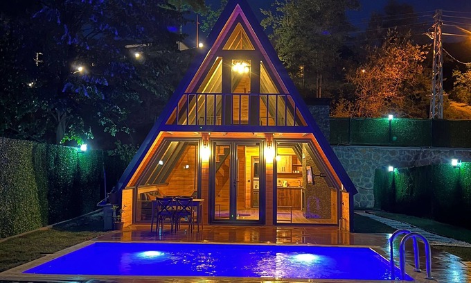 Sapanca Chalet De Esquí | Ehli Bungalov