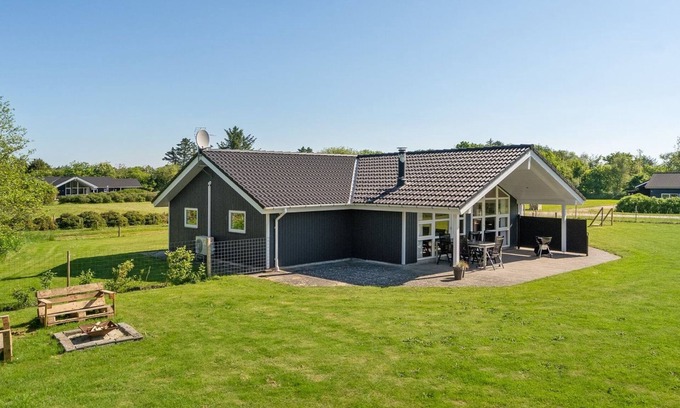 Jegum Casa | "Eicke" - 12km from the sea by Interhome