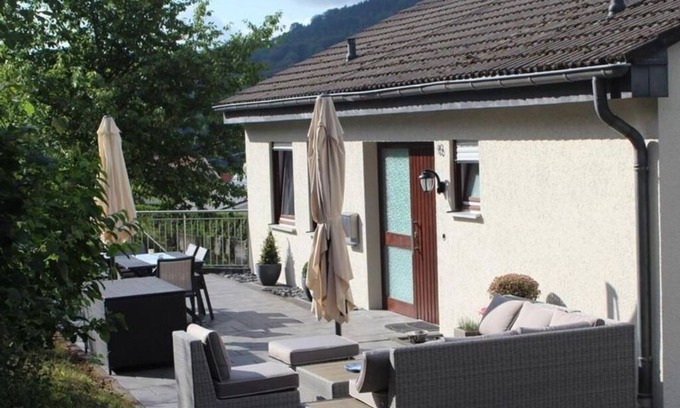 Holsthum Apartamento | Eifel-Feriennest - apartamento / ducha de 6 camas, para no fumadores
