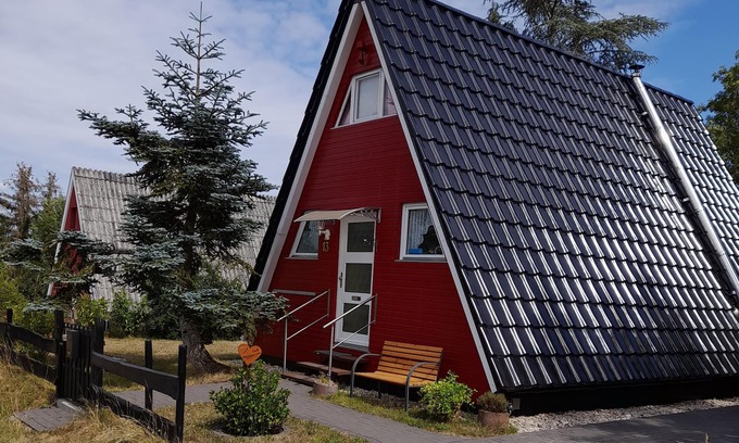 Dockweiler Casa | Eifeler Finnhaus, aislado, junto al bosque, con chimenea.