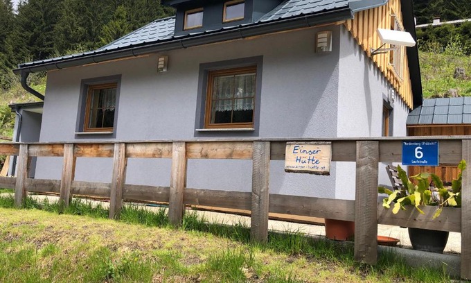 Praebichl Casa | Einser Hütte GesbR - Selbstversorgerhaus für 7 Personen