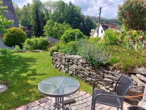 Oberdorla Apartamento | Einsiedel Gartenblick