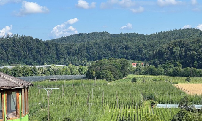 Tettnang Apartamento | Einzigartiger Panoramablick mit Terrasse Nähe Tettnang Bodensee und Messe