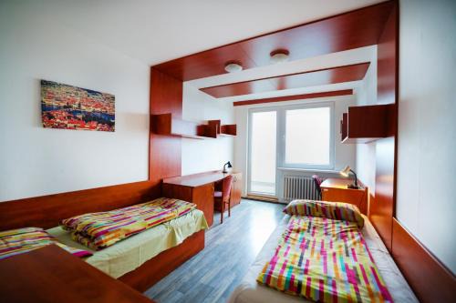 Prague 3 Hostal | Eislerova kolej Jarov
