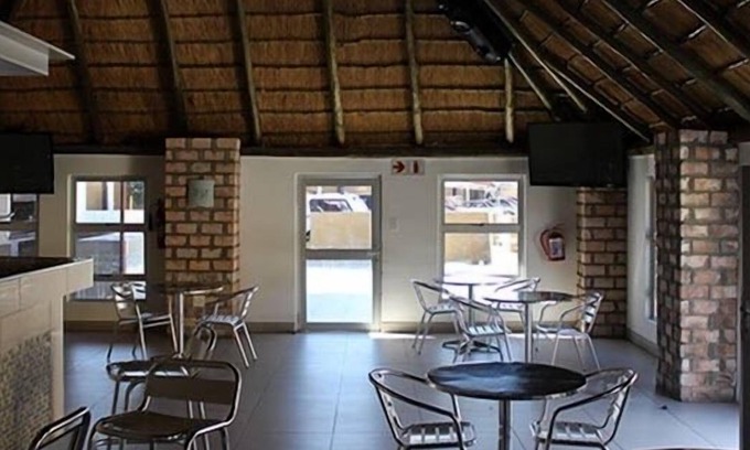 Ondangwa Cabina | Ekamuti Town lodge