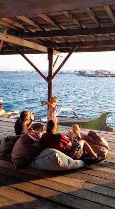 Jerowaru Casa | Ekas beach floating Room and suite
