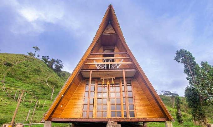 Pensilvania Chalet De Esquí | El Águila Eco Cabañas