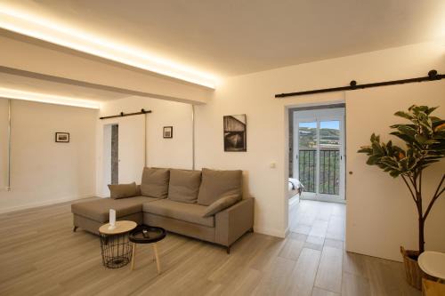Moya Casa | El Alpendre