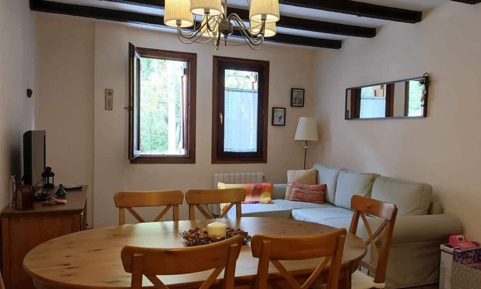 Canfranc Apartamento | "El Boj" AVAIRENT Canfranc Pueblo