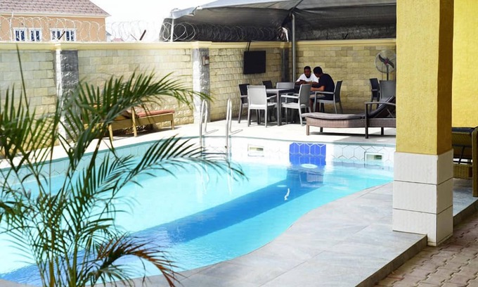 Ofin Hotel | El Castillo Pretigious Hotel
