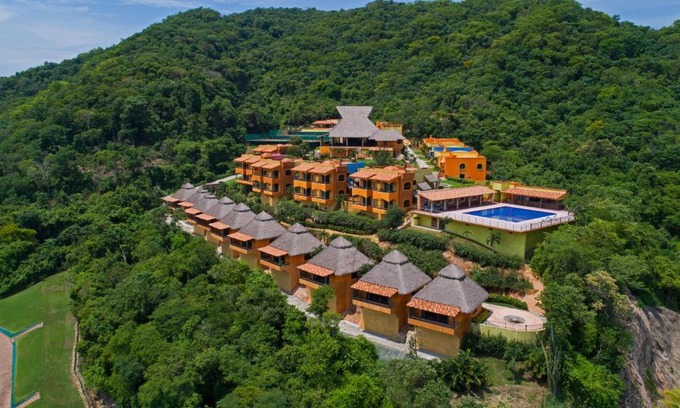 Manzanillo Complejo | El Corazón Golf & Spa Resort Manzanillo