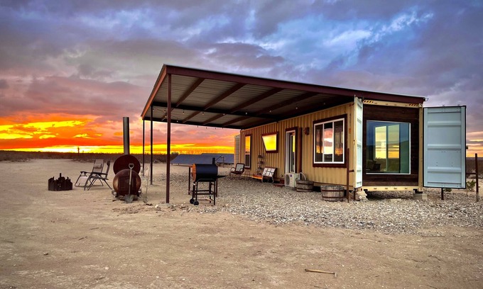 Alpine Casa | Serenity at its finest deep in the heart of Texas.