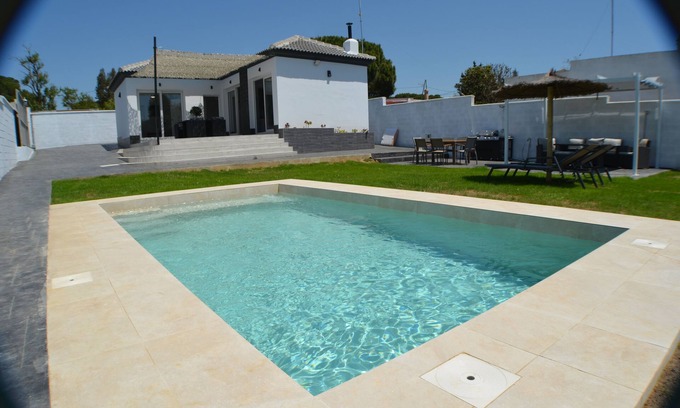Chiclana de la Frontera Chalet De Esquí | El ENCANTO Chiclana II