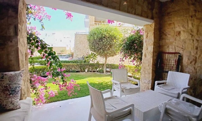 El Gouna Apartamento | El Gouna Swan Lake Directly at the Crystal Laggon, Conference area, 10min Downtown, Marina