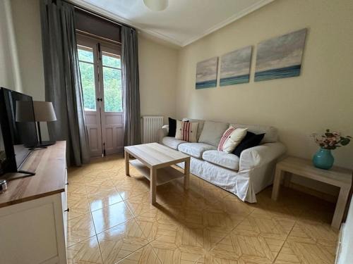 San Martín del Rey Aurelio Apartamento | El llar de Santa Bárbara