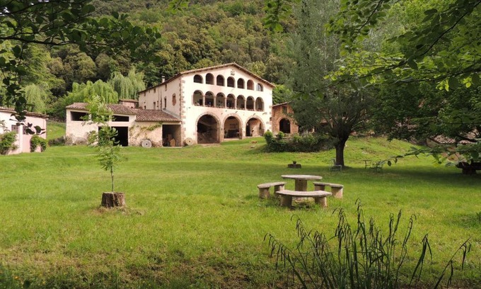 La Vall de Bianya Apartamento | El Molí d'en Solà-Allotjaments rurals