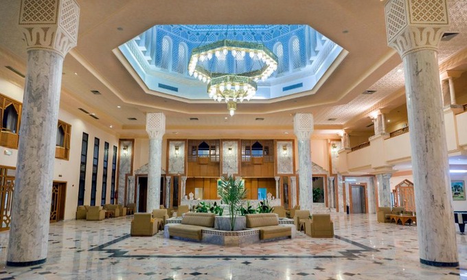 Douz Hotel | El Mouradi Douz