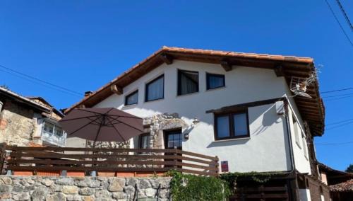 Quiros Chalet De Esquí | El Nial del Gorrión - Las Casas del Oso