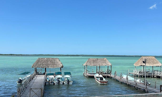 Río Lagartos Hotel | El Perico Marinero