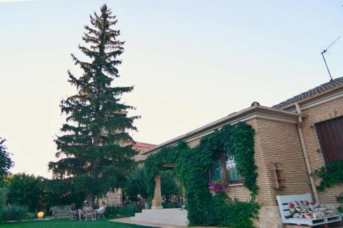 Santibanez del Val Casa | El Quinto Pino