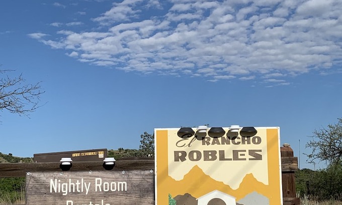 Oracle Hotel | El Rancho Robles