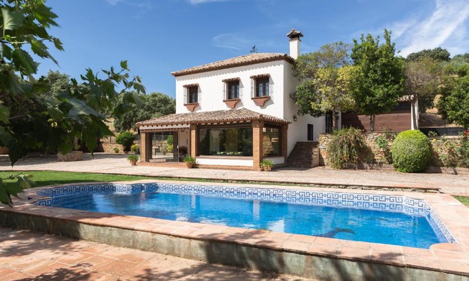 Ronda Casa | El recreo de Martalia