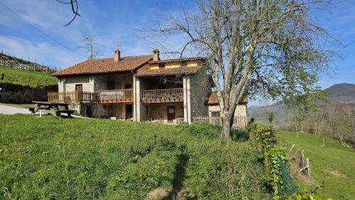 Onis Chalet De Esquí | El Rincon del Castro