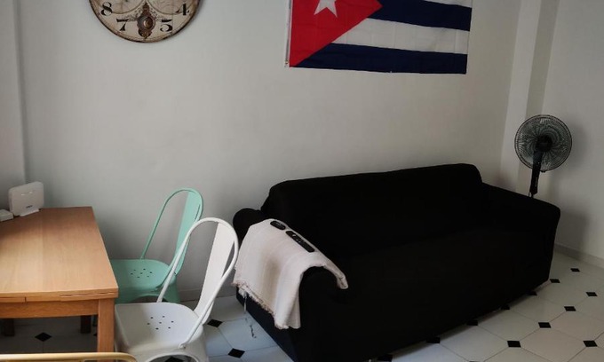 Almeria Centro Apartamento | El Rinconcito Cubano en el Centro