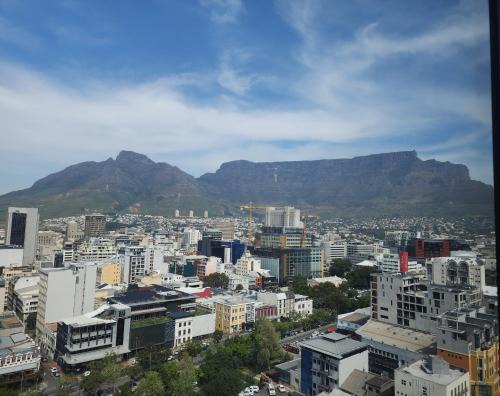 Bo'Kaap Apartamento | El Roi Coastal & Central Suites with Mountain Views