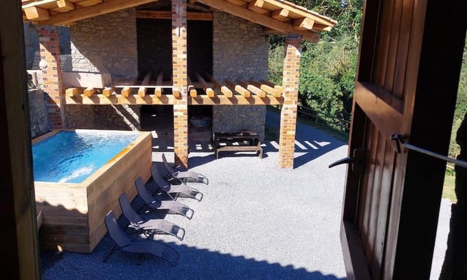 Santa Maria de Besora Casa | El ROURE