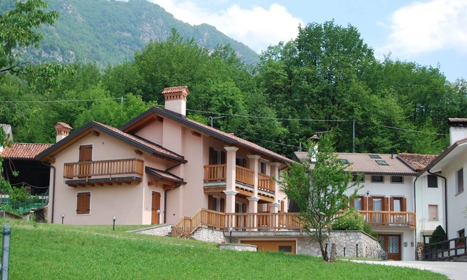 Sospirolo Apartamento | EL TABIà DE LA MARIA - GREEN APARTMENT