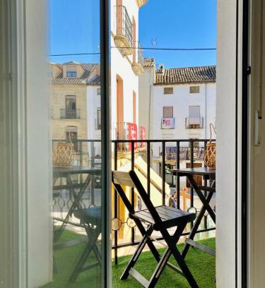 Centro histórico de Baeza Apartamento | El ventanal del viajero