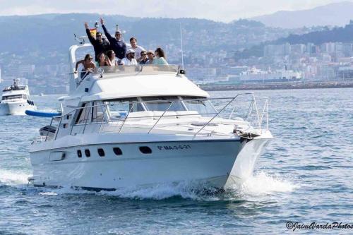 Vigo Alquiler De Eote | El yate de la Ría