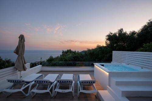 Agia Kiriaki Casa | Elaia's Villas Hot Tub & Seaview