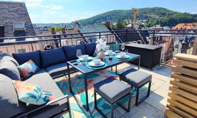 Bad Kissingen Apartamento | ELApart by Homely Stay - Loft mit Dachterrasse