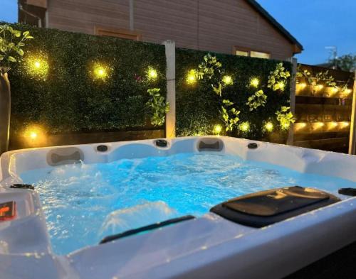 York Casa | Elder Cabin with Hot Tub