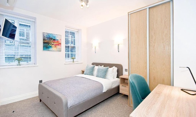 Temple Casa | Eldon Chambers Pod 6 by City Living London